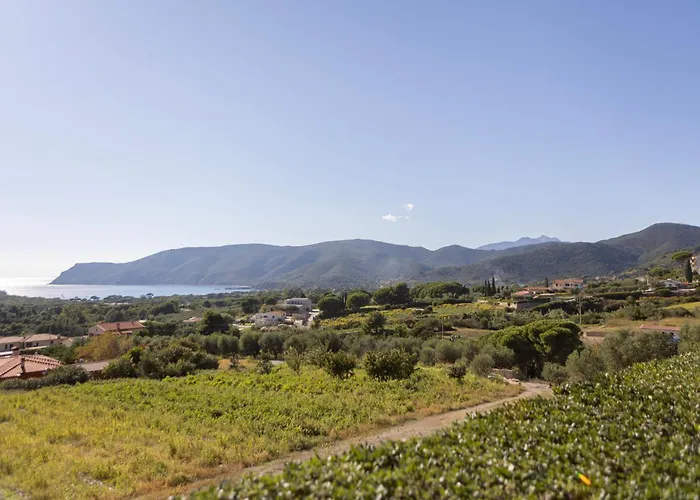 Apartment Le Essenze Di By Elbasummer Lacona